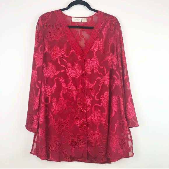 Vintage Gold Label Red Night Gown